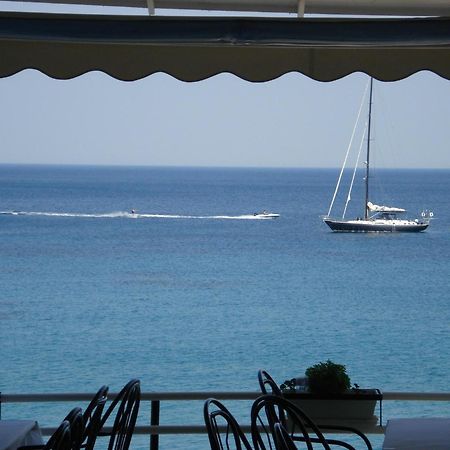 Panorama Hotel Agia Marina  エクステリア 写真