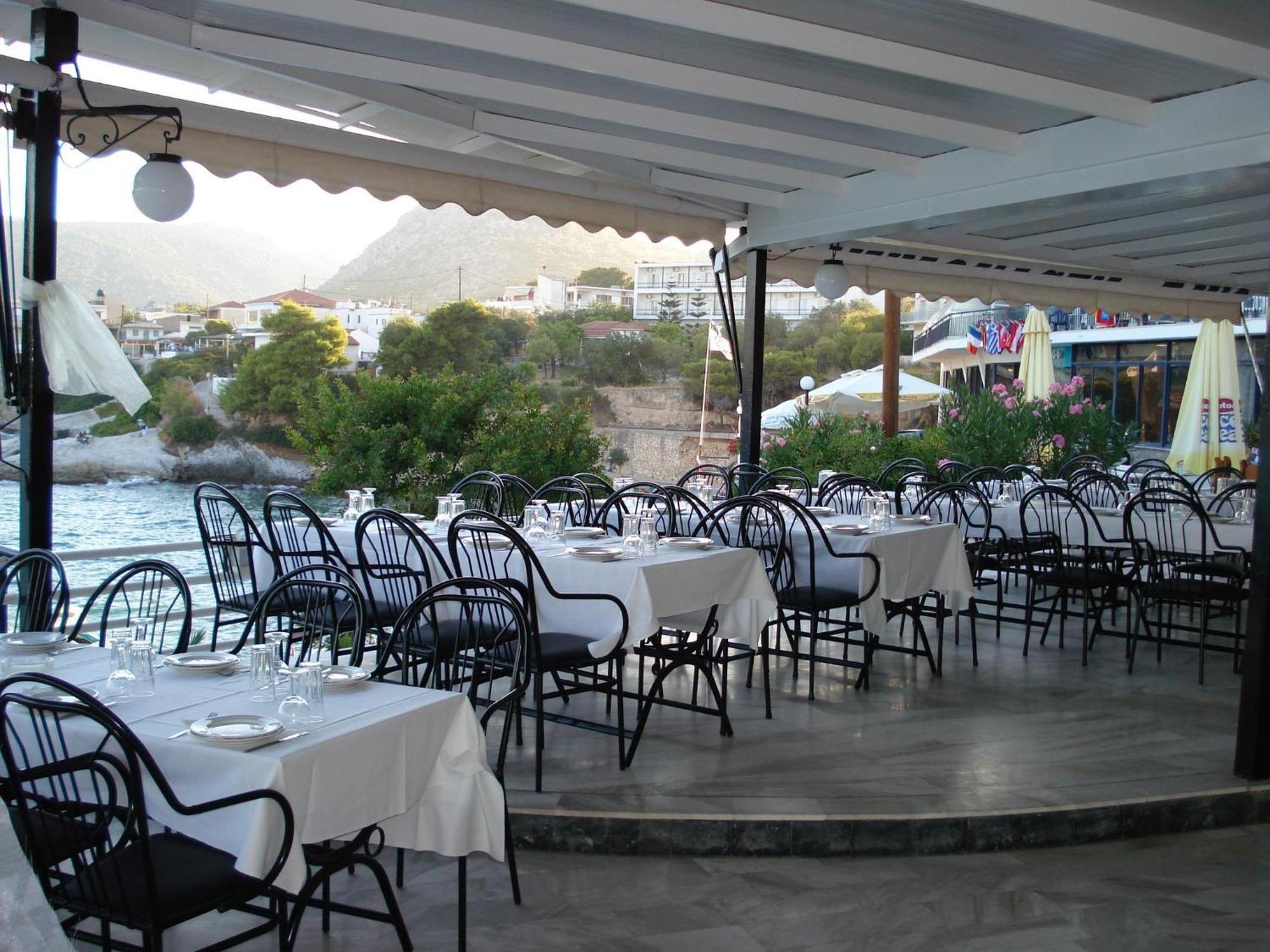 Panorama Hotel Agia Marina  エクステリア 写真