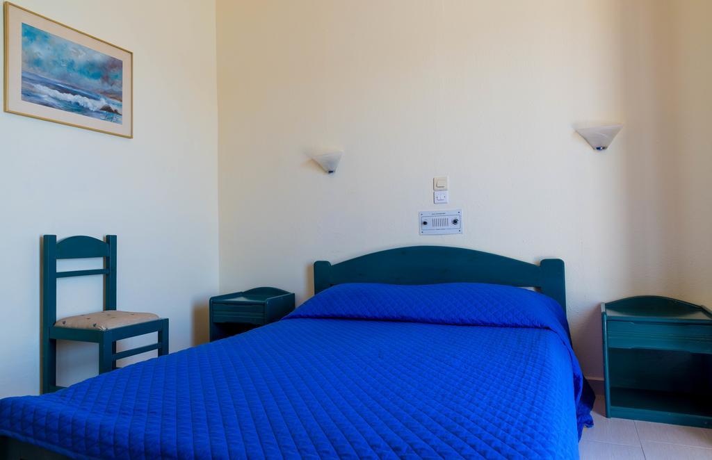 Panorama Hotel Agia Marina  エクステリア 写真