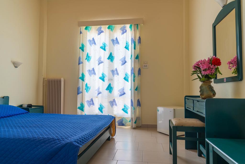 Panorama Hotel Agia Marina  エクステリア 写真